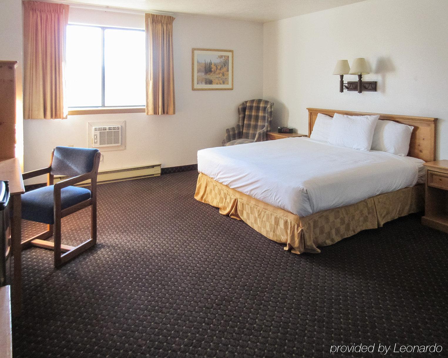 Rodeway Inn Боузман Екстериор снимка