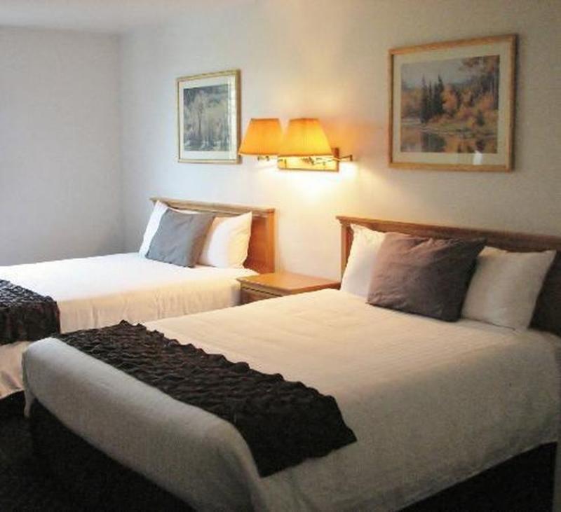 Rodeway Inn Боузман Екстериор снимка