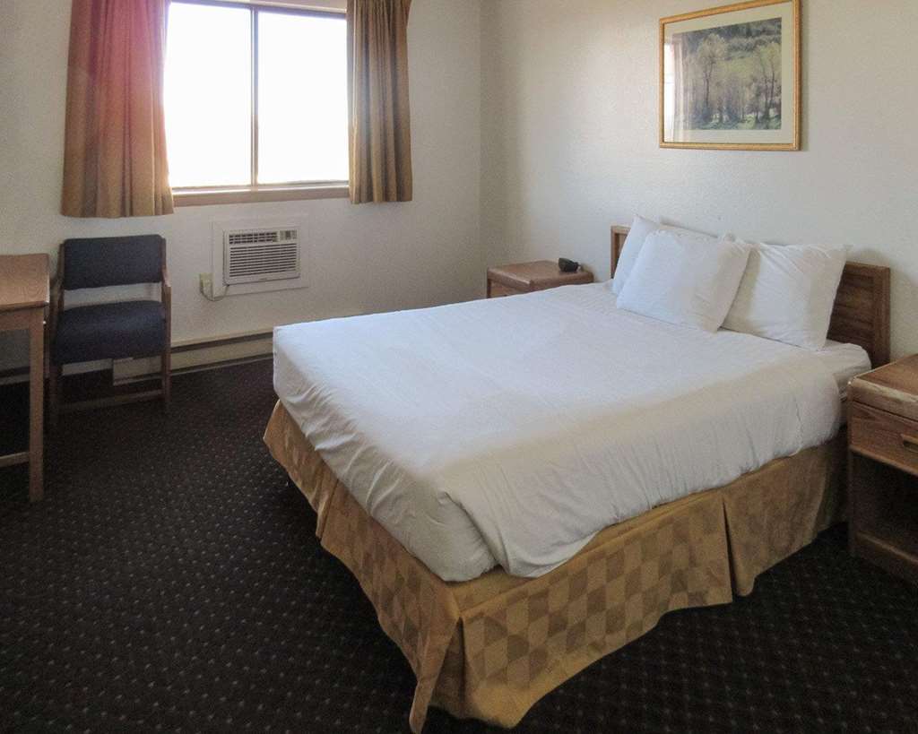 Rodeway Inn Боузман Стая снимка