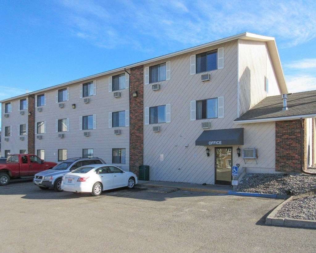 Rodeway Inn Боузман Екстериор снимка